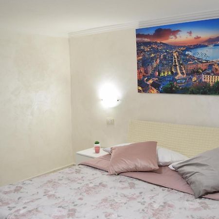 Apartamento Nonnona House-Napoli Centro Exterior foto