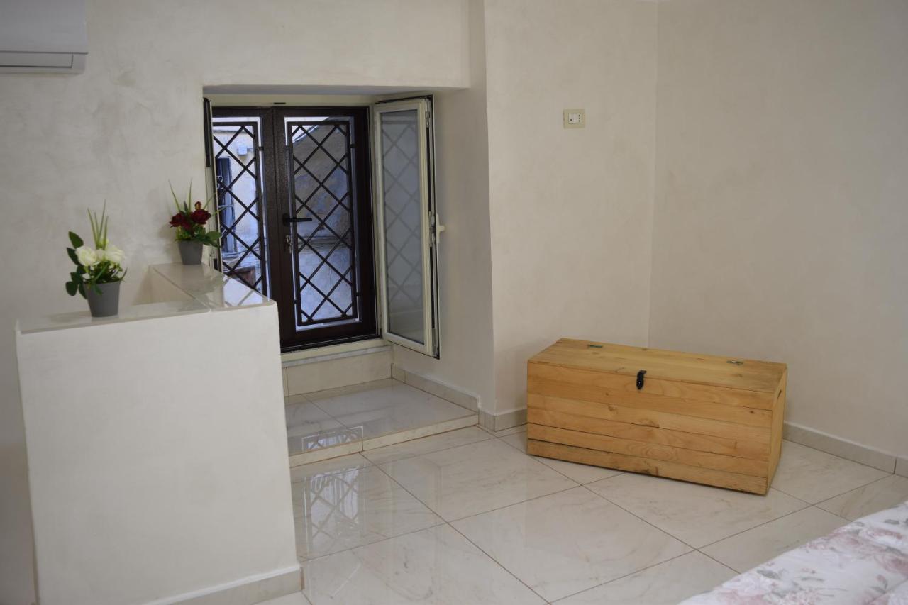 Apartamento Nonnona House-Napoli Centro Exterior foto