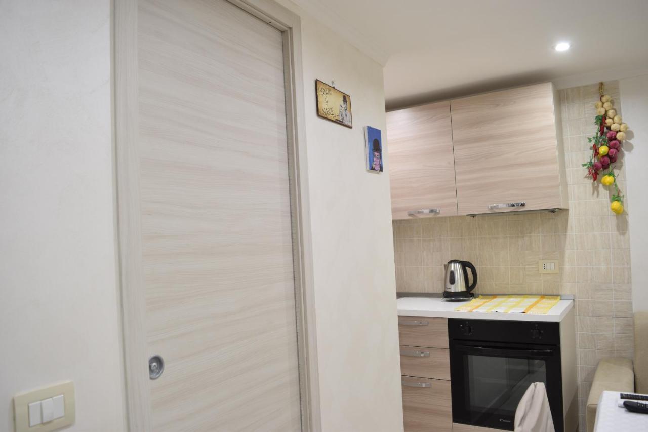 Apartamento Nonnona House-Napoli Centro Exterior foto