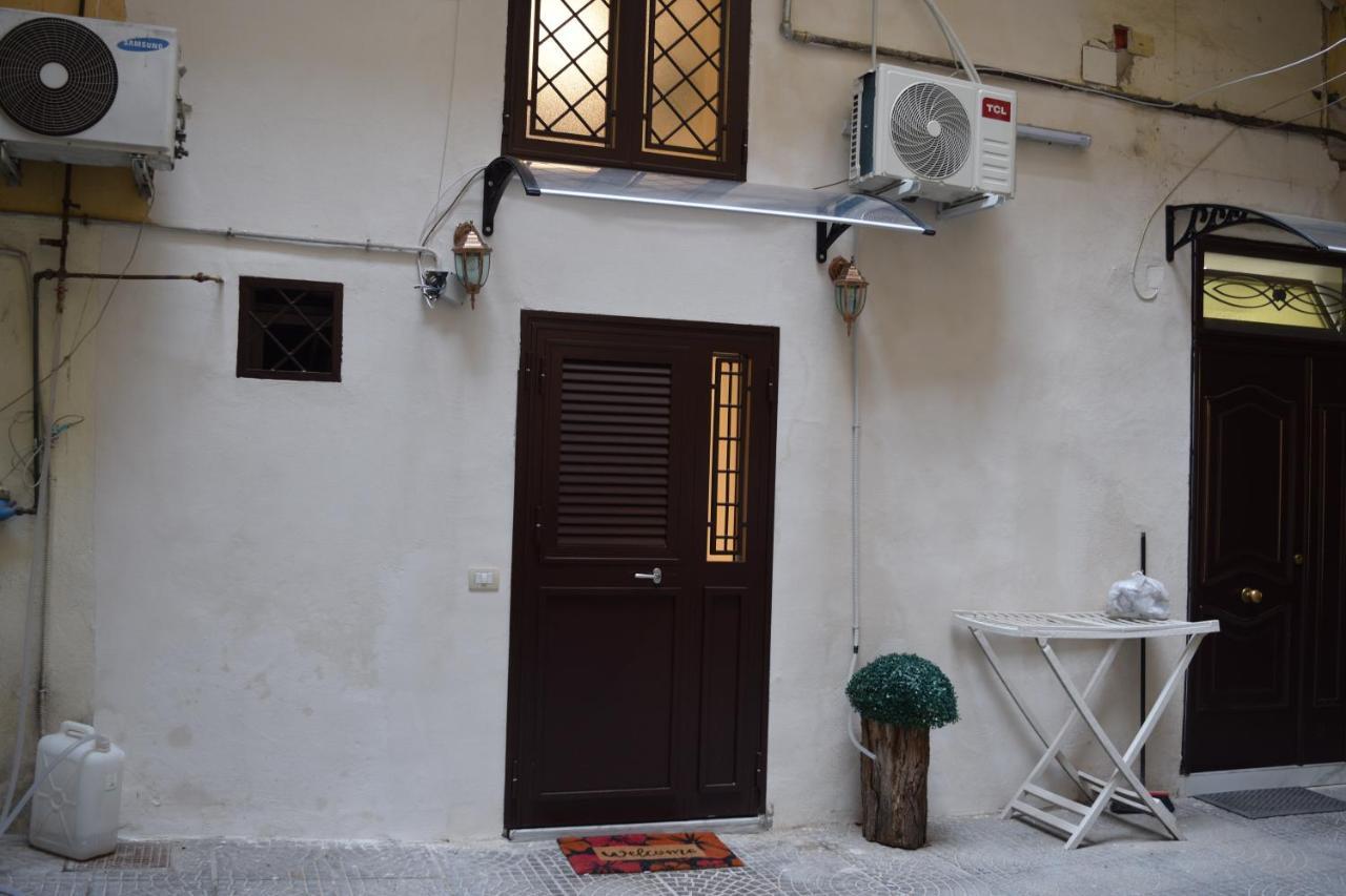 Apartamento Nonnona House-Napoli Centro Exterior foto